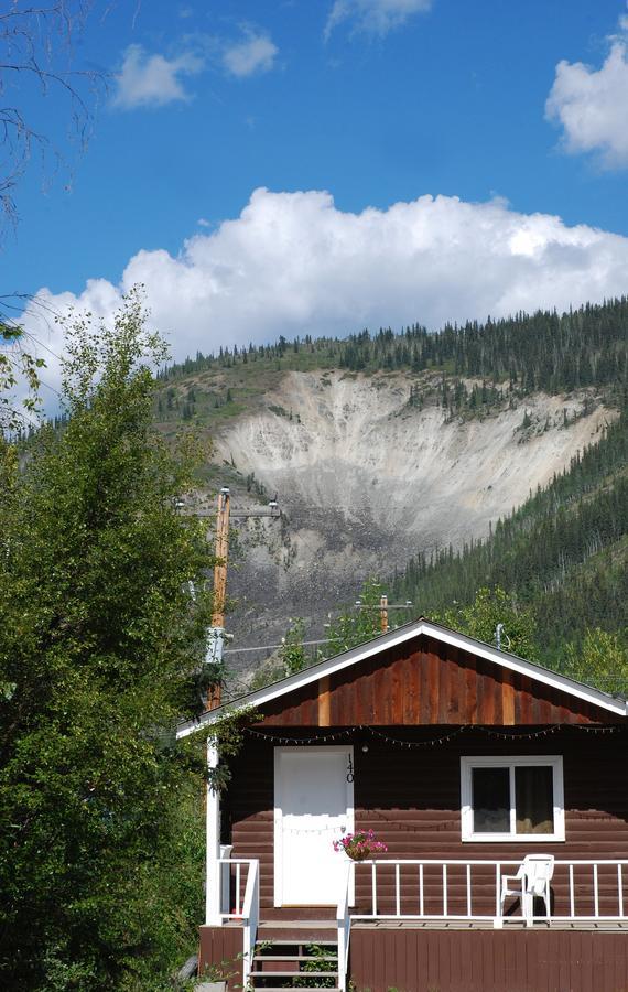 Triple J Hotel Dawson City Εξωτερικό φωτογραφία