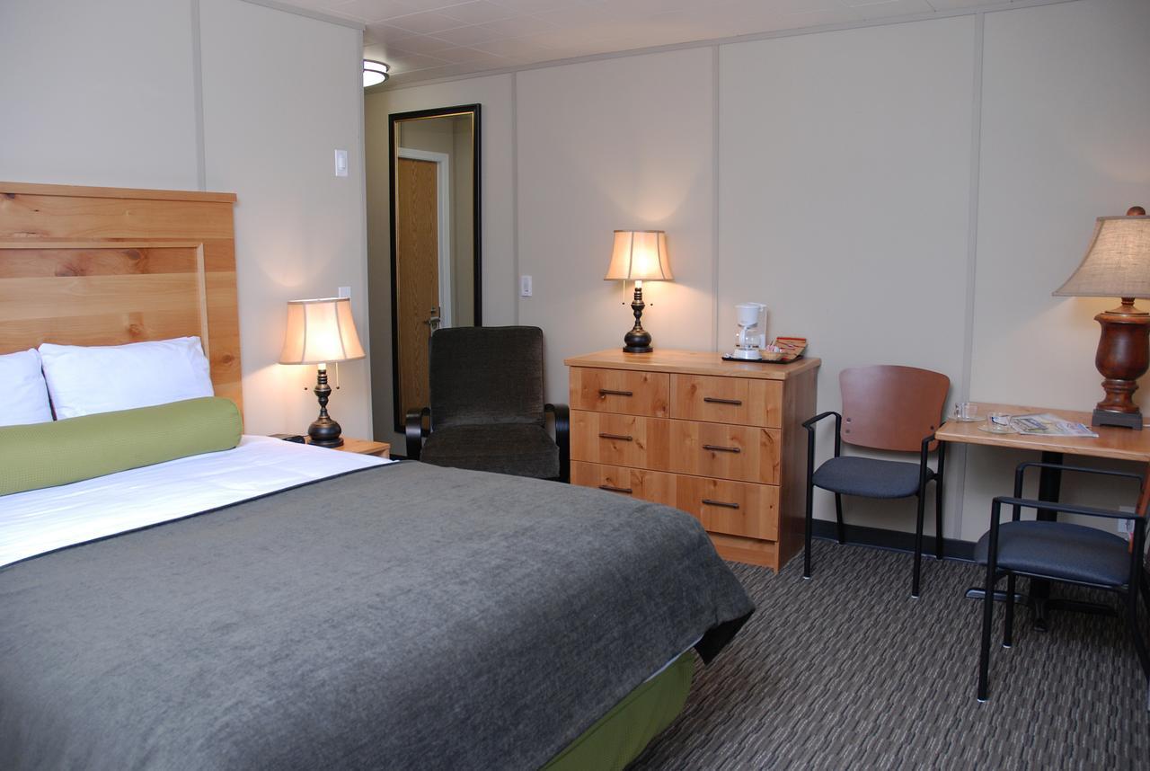 Triple J Hotel Dawson City Εξωτερικό φωτογραφία