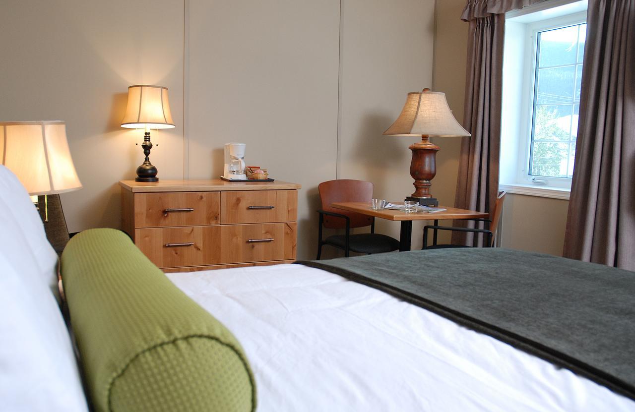 Triple J Hotel Dawson City Εξωτερικό φωτογραφία