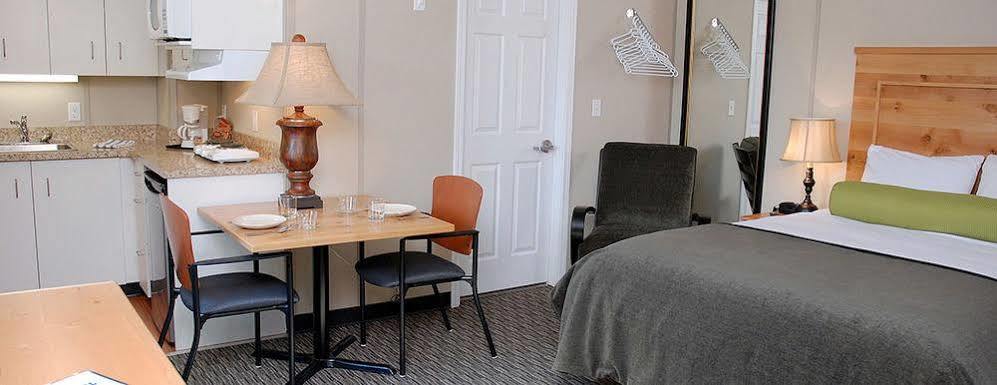 Triple J Hotel Dawson City Εξωτερικό φωτογραφία